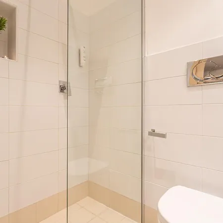 Vatican St Peter 2 Bedrooms 2 Bathrooms